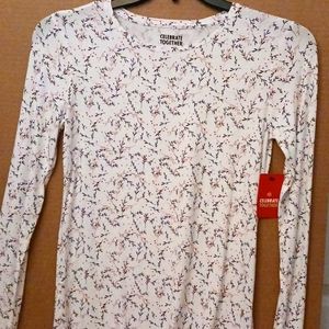 Stretch Knit long sleeve floral women's tee shirt top. Layering piece Xsmall XS